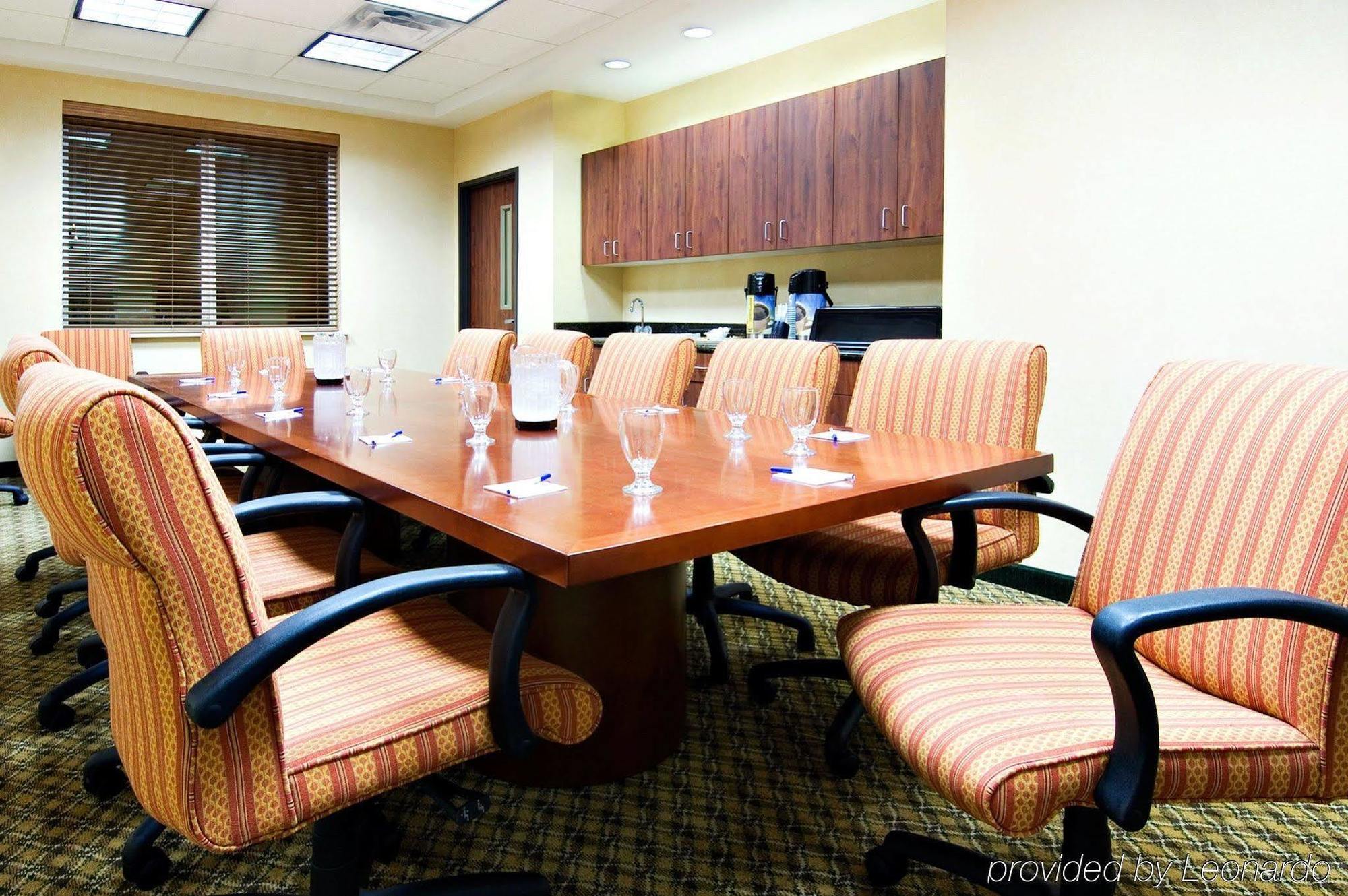Holiday Inn Express Hotel & Suites Medford-Central Point By Ihg Exteriér fotografie